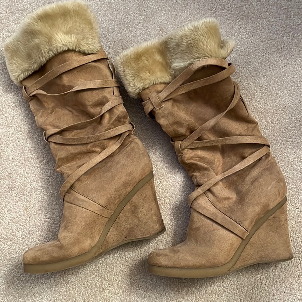 Women's Tan Wedge Boots